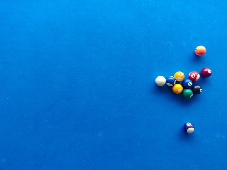 découvrez une large sélection de boules de pétanque de haute qualité pour tous les niveaux, disponibles dans différentes tailles et poids. trouvez les boules idéales pour vos parties de pétanque et améliorez votre jeu dès aujourd'hui !